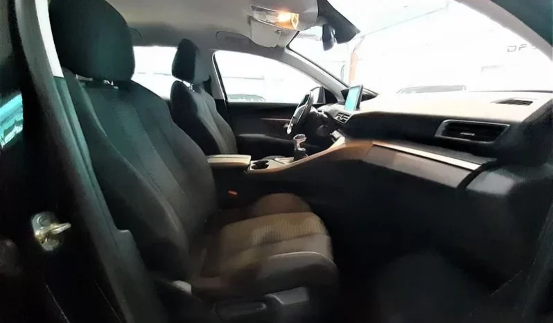 Peugeot 3008 1.2  PureTech 130cv lleno